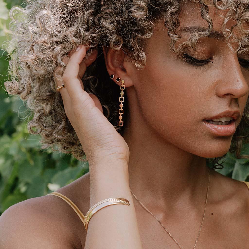 Earrings, La Moda Nero - Gold